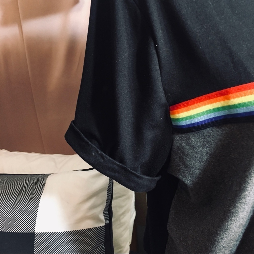 Hot Kiss rainbow 🌈 striped rolled sleeve top - Picture 6 of 7
